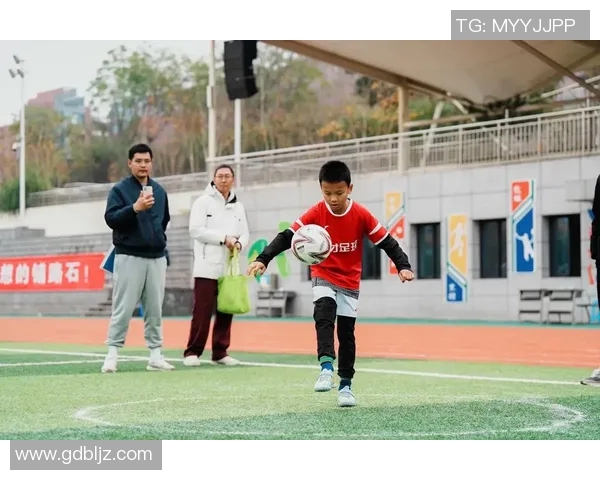 当足球明星遇上颠球难题他们的另一种魅力与坚持