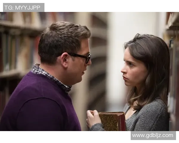 琼斯的传奇人生与职业生涯探索：从平凡到卓越的奋斗故事